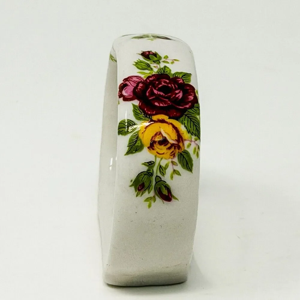 Unbranded charming vintage